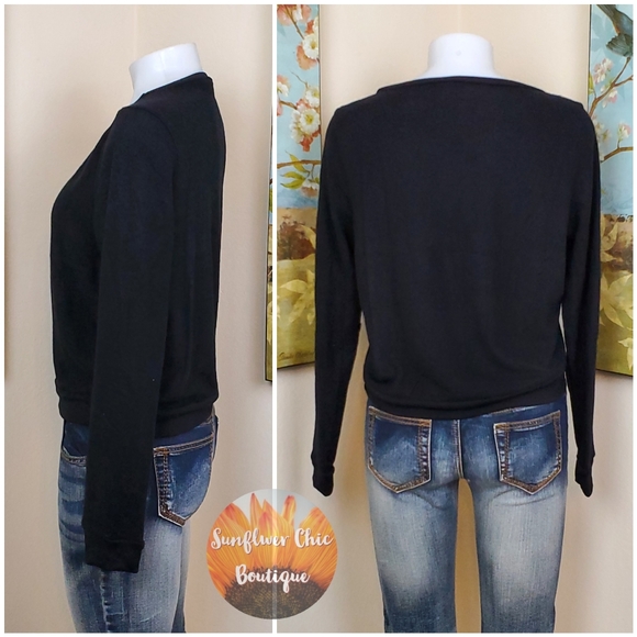🆕️Make & Model Brushed Hacci Sweatshirt - Picture 9 of 12